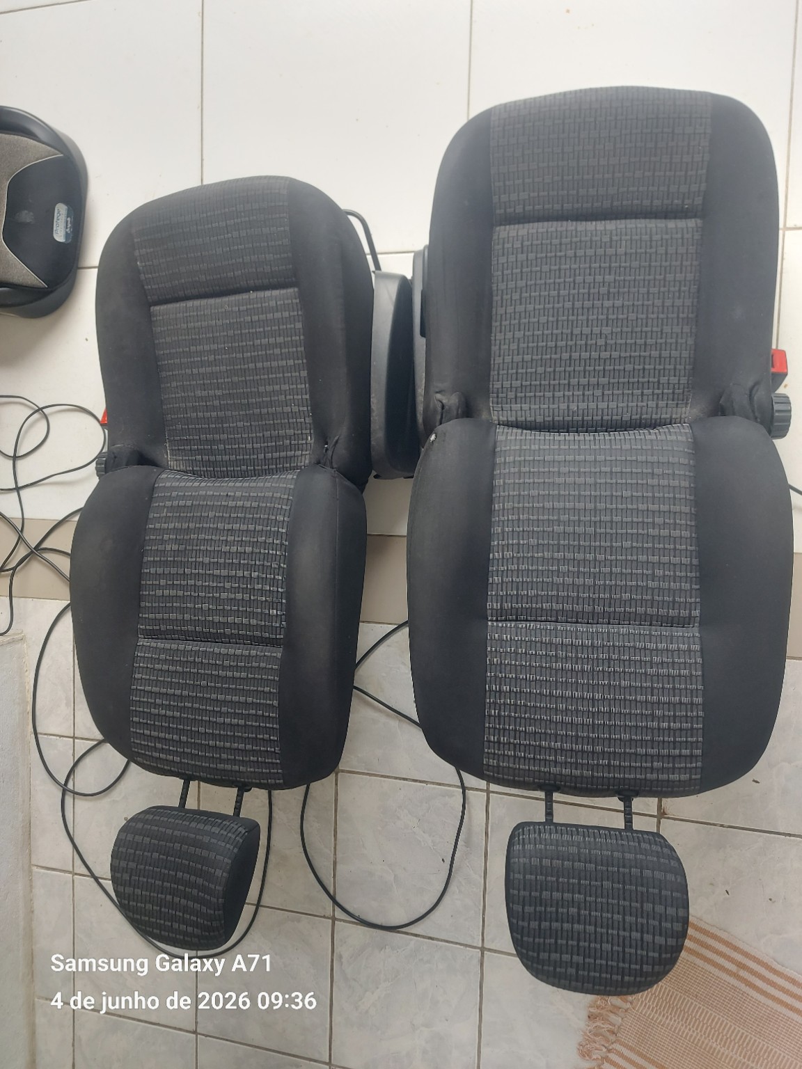 Espaço reservado para foto do banco automotivo antes da higienização